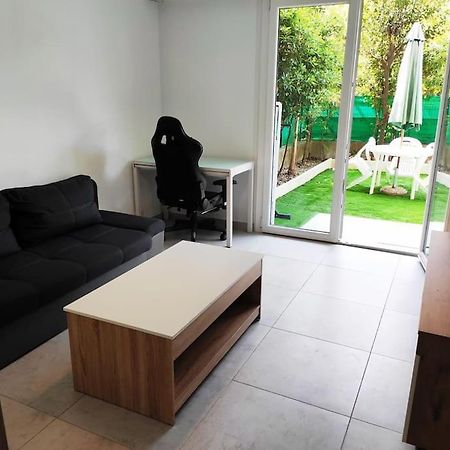 Menton, Appartement/Jardin, Proche Mer Et Centre Bagian luar foto