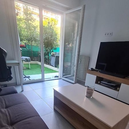 Menton, Appartement/Jardin, Proche Mer Et Centre Bagian luar foto
