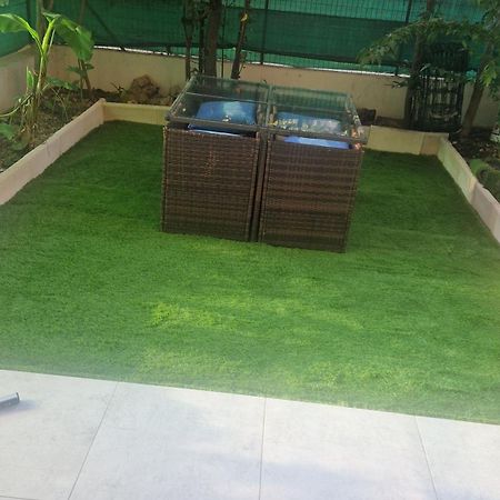 Menton, Appartement/Jardin, Proche Mer Et Centre Bagian luar foto